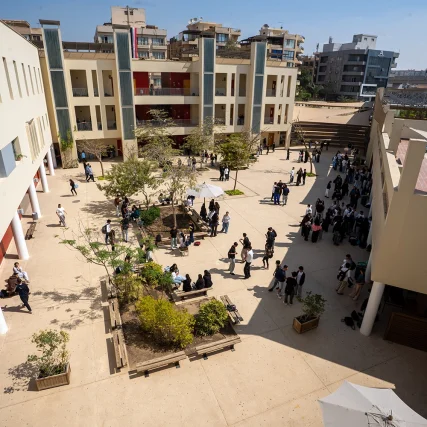 5. Cour lycée