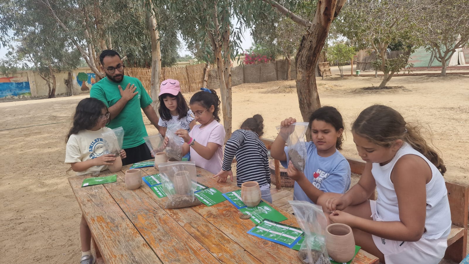 Une journée à Mango tree camp - CE2 A Maadi